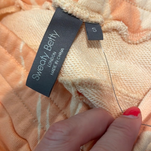 NWT Sweaty Betty Essentials Sweatshirt and Joggers Set - Picture 6 of 16